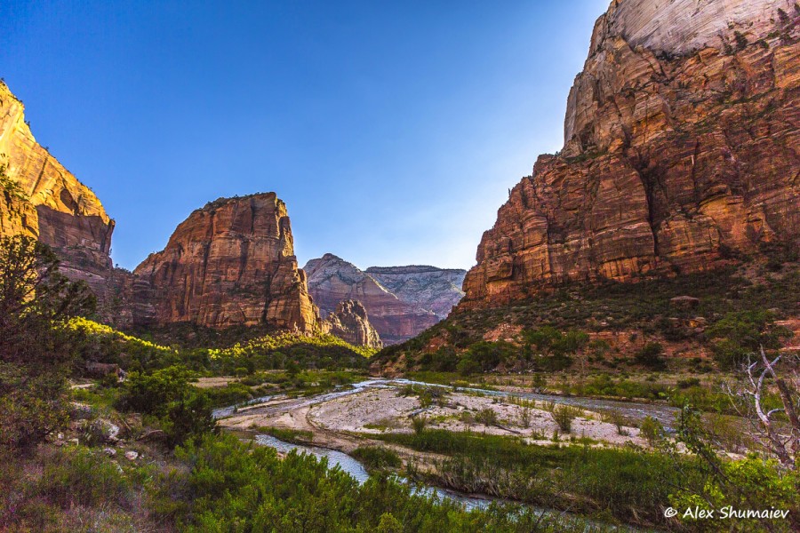 Zion canyon